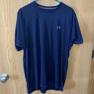 Under Armour T